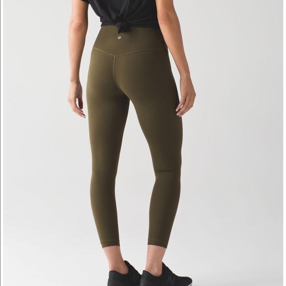 ISO. Lululemon military green align 10